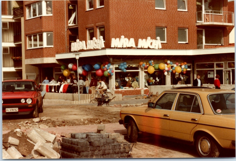 Große Neueröffnung in Großburgwedel 1984